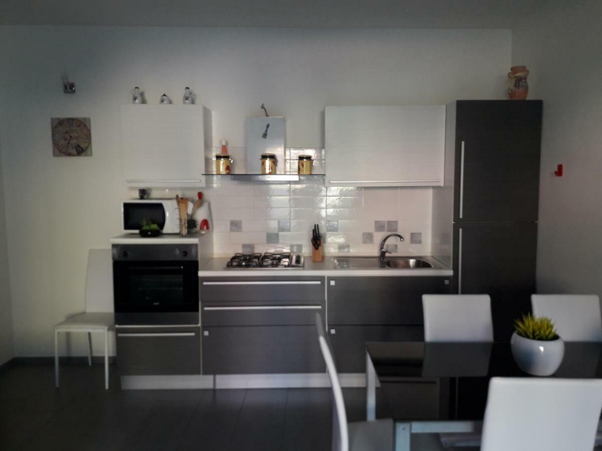 Lucrezia Apartment Valledoria  Eksteriør bilde